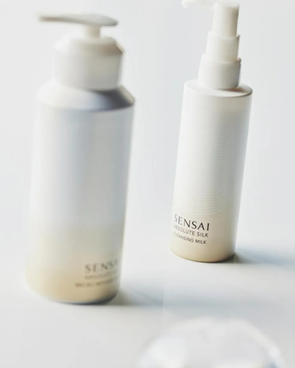 Absolute Silk Micro Mousse Wash