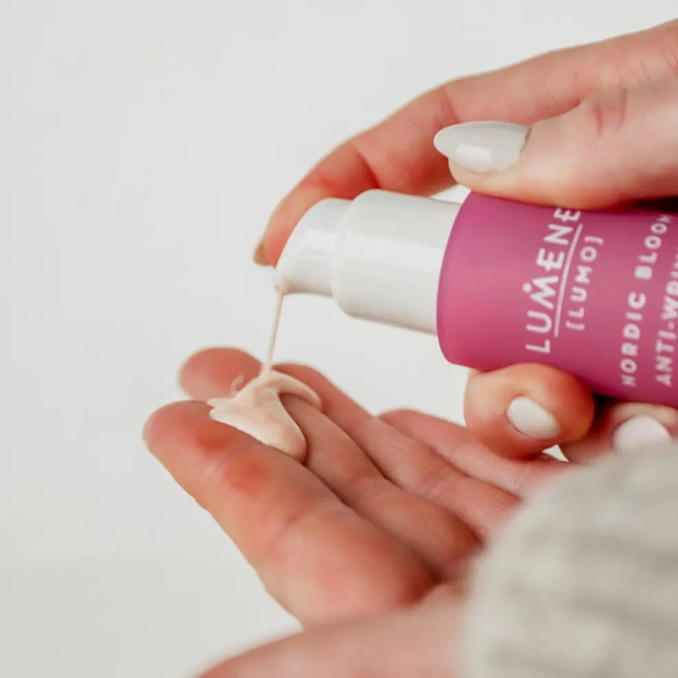 Anti-wrinkle & Firm Moisturizing V-Shape Serum