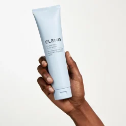 Clarifying Clay Wash