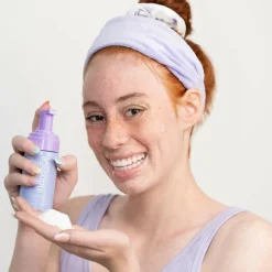 Clear The Way Clarifying Face Wash