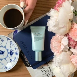 DayWear Sheer Tint Moisturizer SPF 15