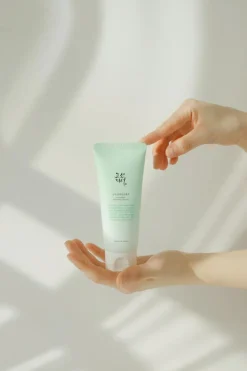 Green Plum Refreshing Cleanser