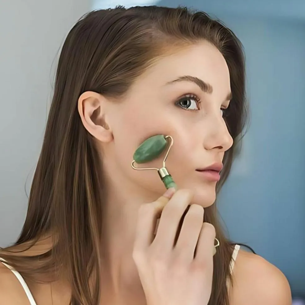 Jaderulle - Ansigtsrulle for Smuk Hud