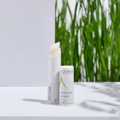 Moisturising & Repairing Lip Balm