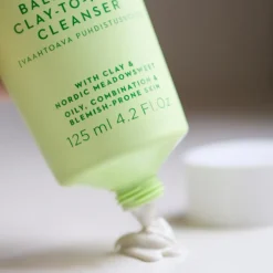 Nordic Clear Balancing Clay-to-Foam Cleanser