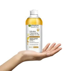 Skin Active Micellar Cleansing Water in Oil, Dry & Very Dry Skin
