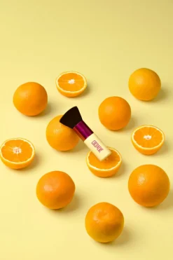 Sunny Honey Deluxe Vegan Kabuki Brush