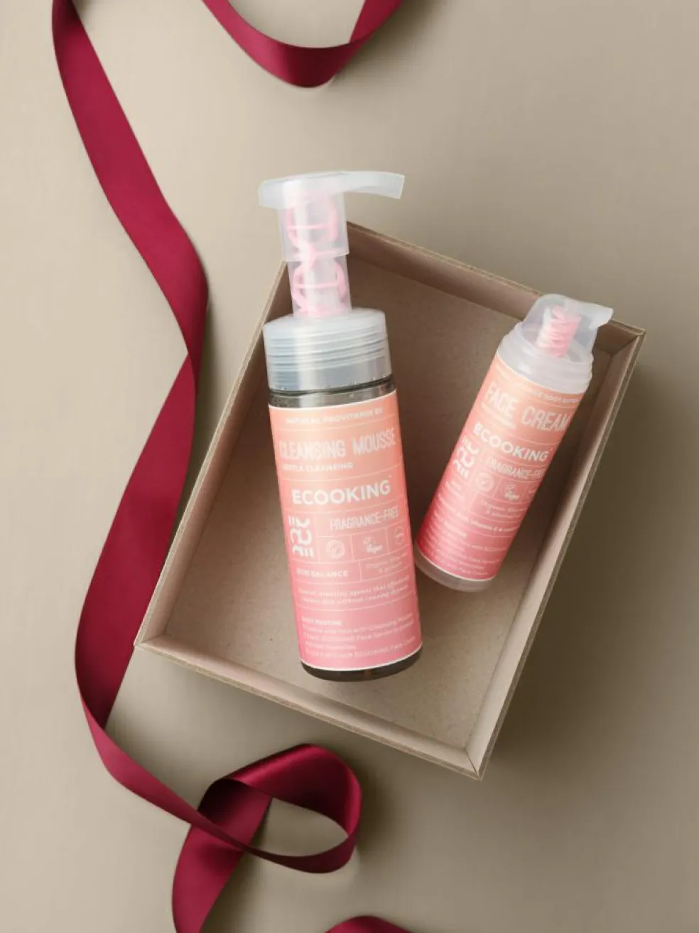 The Dewy Party Skin Balance Fragrance Free Gaveæske